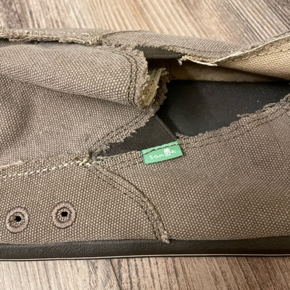 Sanuk Vagabond Men’s Slip-ons - Picture 2 of 4